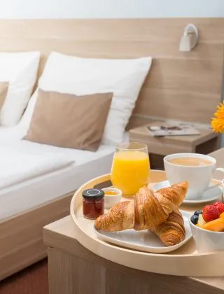 Why You Need a Hotel Booking App for Your Business